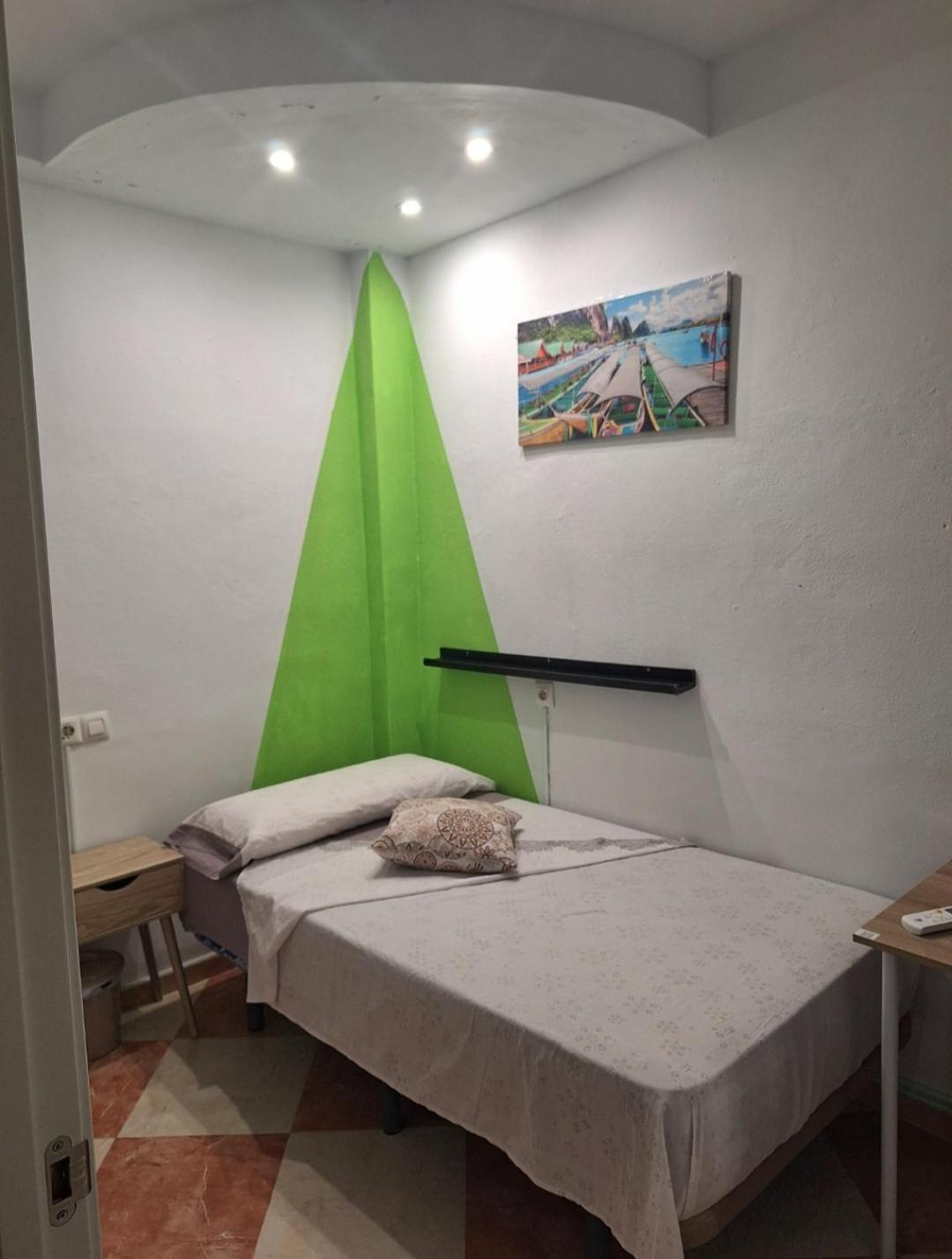 Ikigai House Apartment Севиля Екстериор снимка